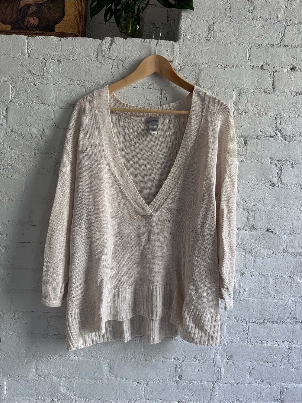 Vintage Chico’s 100% Linen Deep V Neck Sweater / Top in Oat, size L